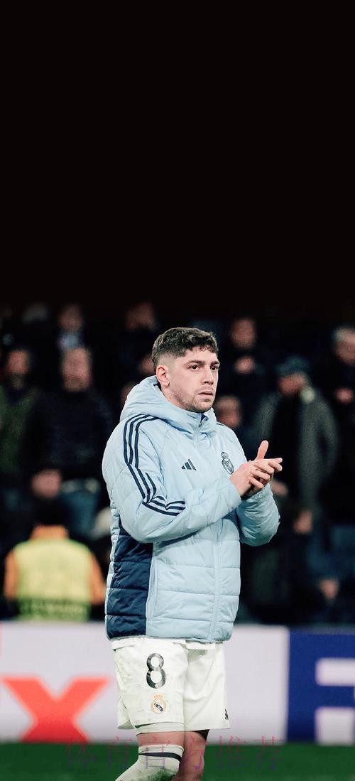 巴尔韦德:如果将来没机会踢中场 我肯定会踢边后卫